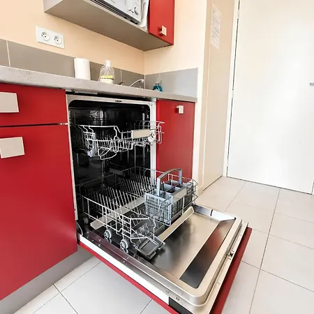 Les Palmiers - Piscine - Wi-fi - Clim & Parking * Agde